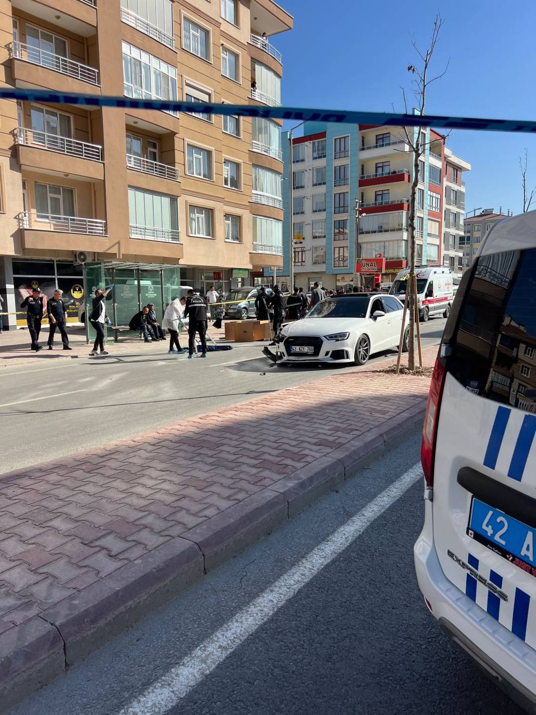 Konya’daki ehliyetsiz sürücü dehşeti kamerada 2